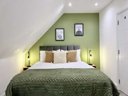 Shenley Road, Borehamwood, Image 1