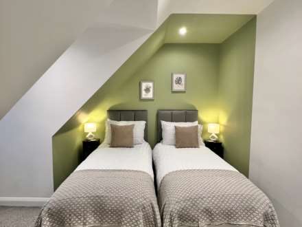 Shenley Road, Borehamwood, Image 3