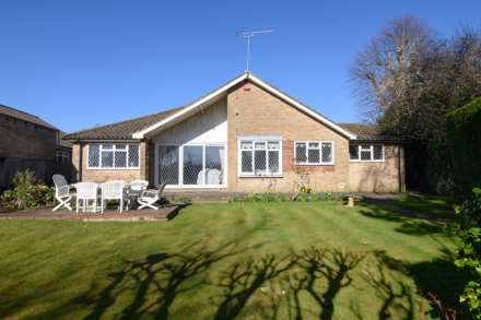 Goldcrest Way, Bushey, Image 25