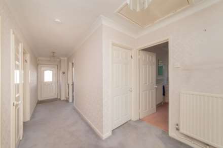 Goldcrest Way, Bushey, Image 4