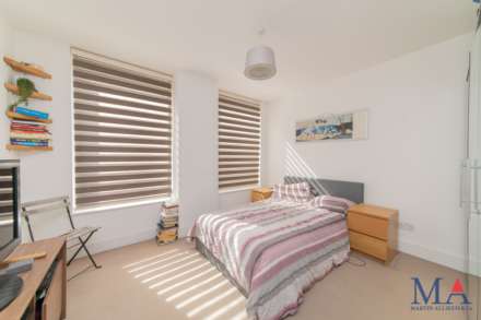 Elstree House, Borehamwood, Image 8