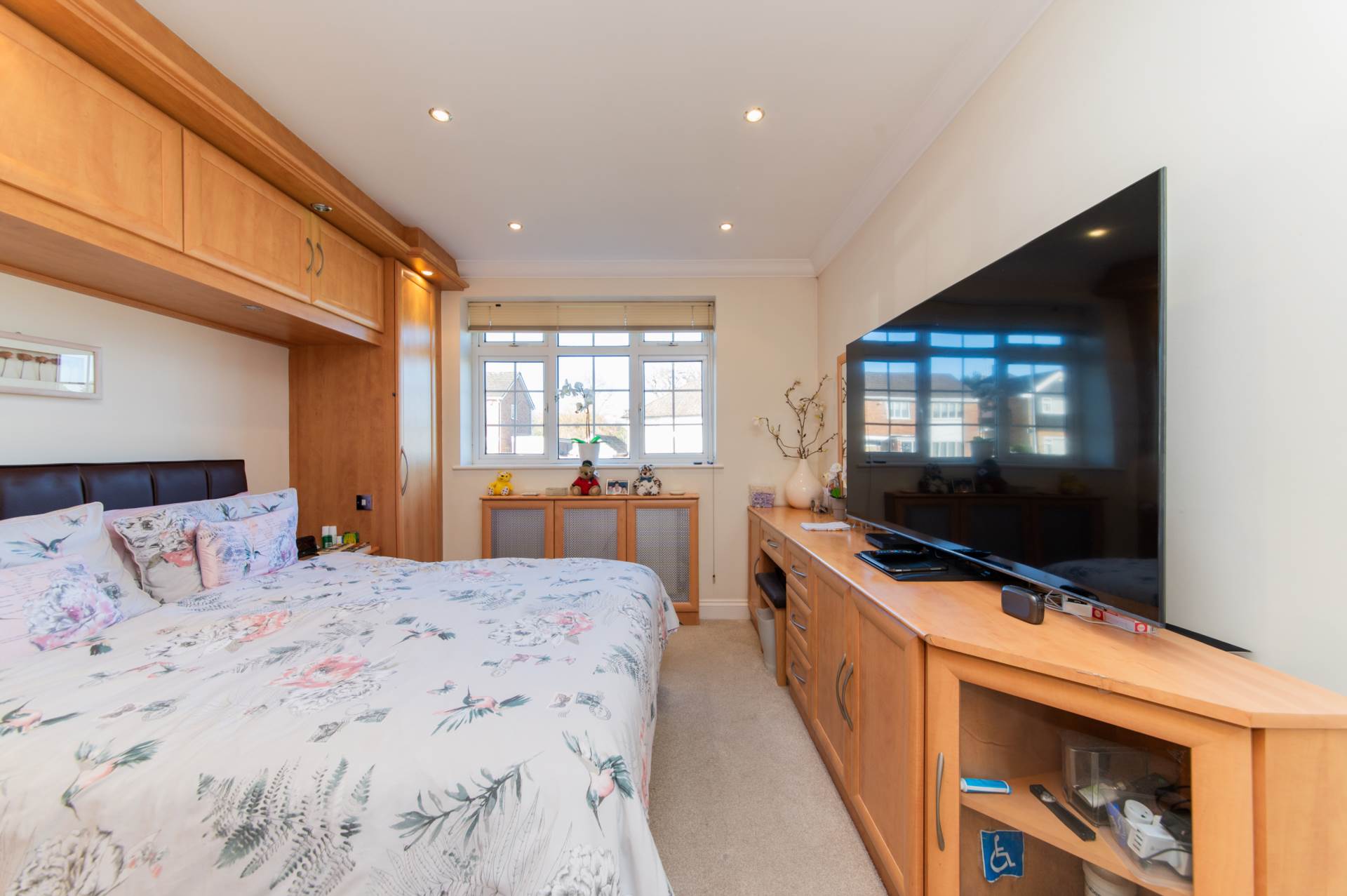 Lodge Avenue, Elstree, Image 16