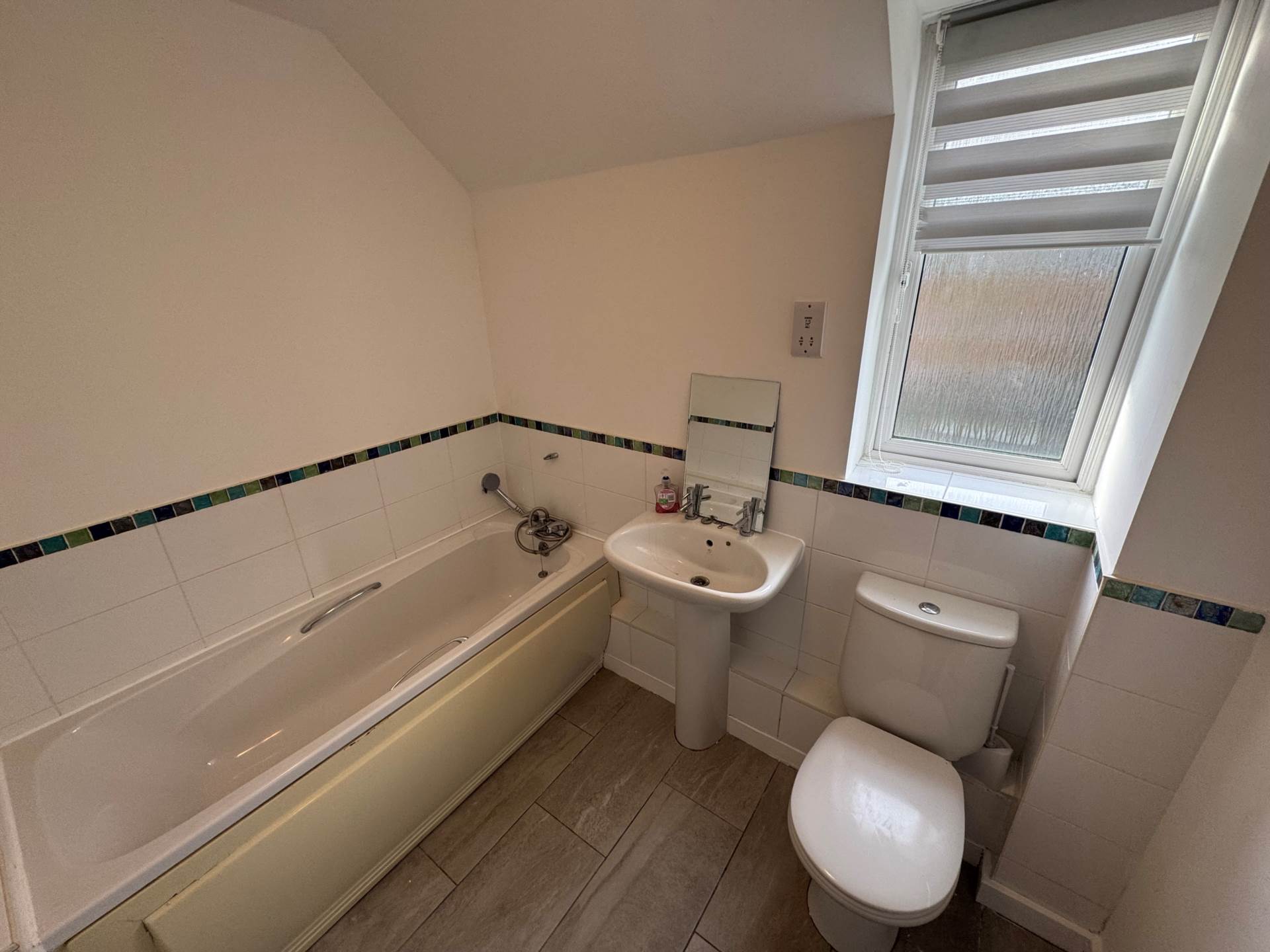 Browning Court, Borehamwood, Image 10