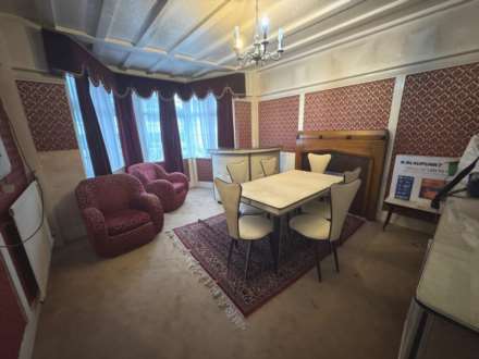 Highview Avenue, Edgware, Image 2