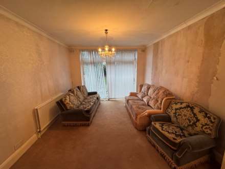Highview Avenue, Edgware, Image 4