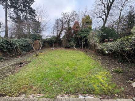 Highview Avenue, Edgware, Image 6