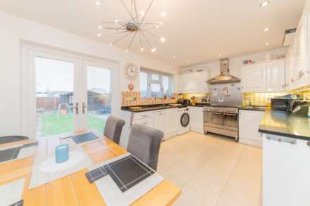 Bullhead Road, Borehamwood, Image 11