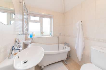 Bullhead Road, Borehamwood, Image 17