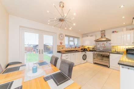 Bullhead Road, Borehamwood, Image 8