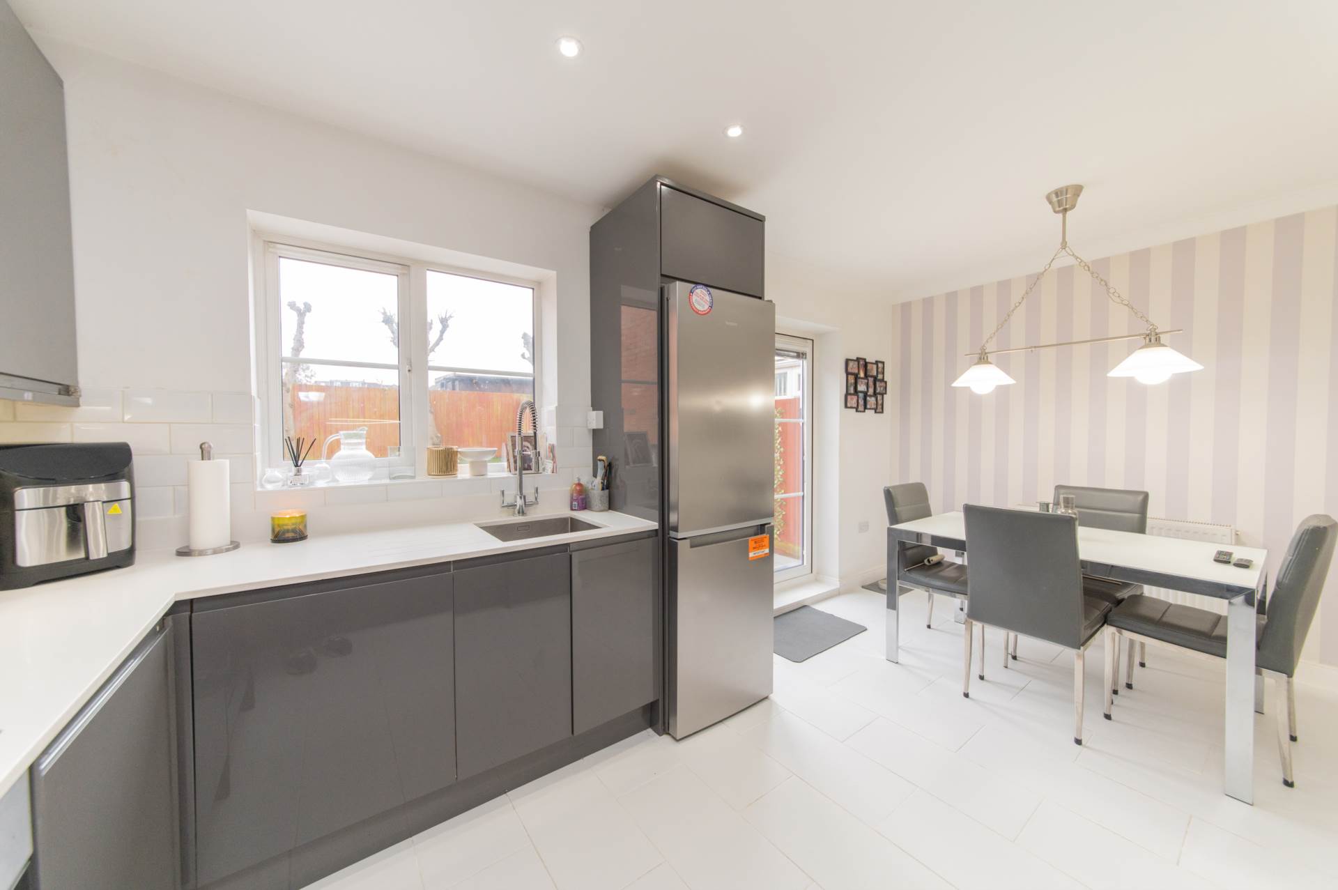 Keats Close, Borehamwood, Image 12