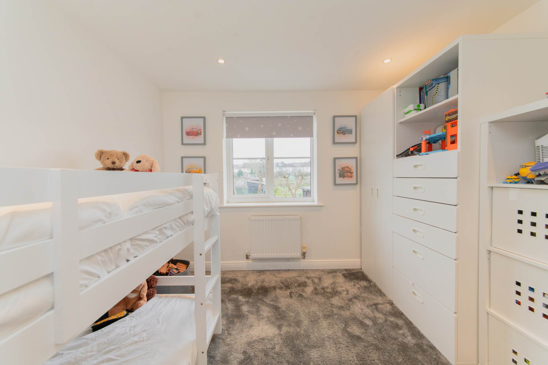Keats Close, Borehamwood, Image 26