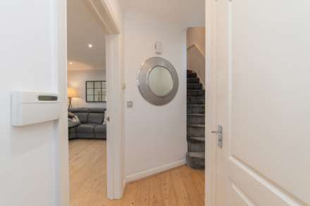 Keats Close, Borehamwood, Image 14