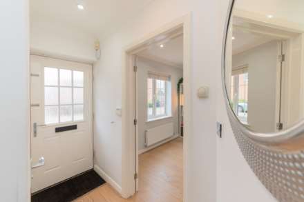 Keats Close, Borehamwood, Image 15