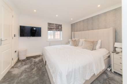 Keats Close, Borehamwood, Image 16