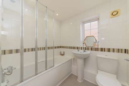 Keats Close, Borehamwood, Image 24