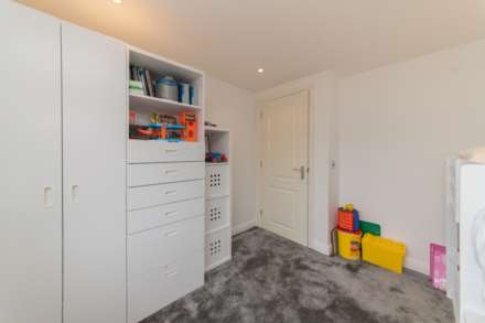 Keats Close, Borehamwood, Image 27