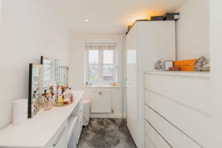 Keats Close, Borehamwood, Image 28