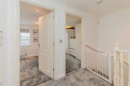 Keats Close, Borehamwood, Image 29