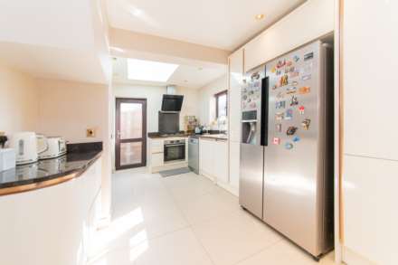 Sullivan Way, Elstree, Image 11