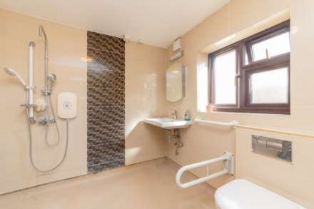 Sullivan Way, Elstree, Image 19