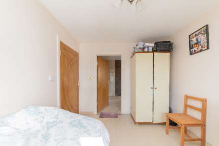Sullivan Way, Elstree, Image 20