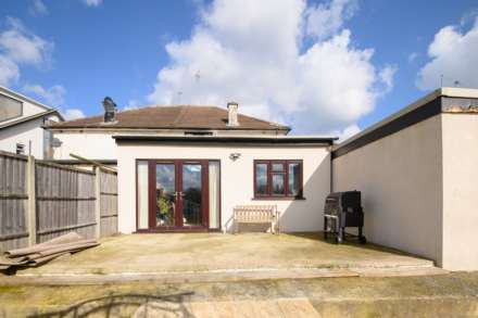 Sullivan Way, Elstree, Image 27