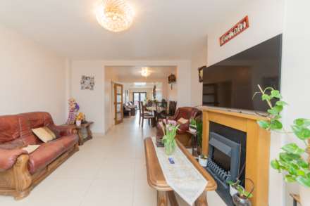 Sullivan Way, Elstree, Image 5