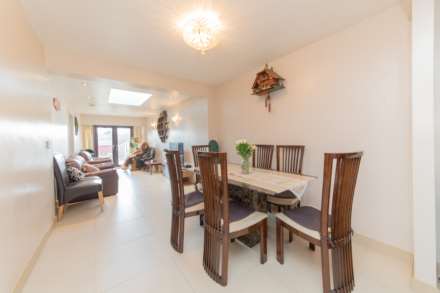 Sullivan Way, Elstree, Image 7