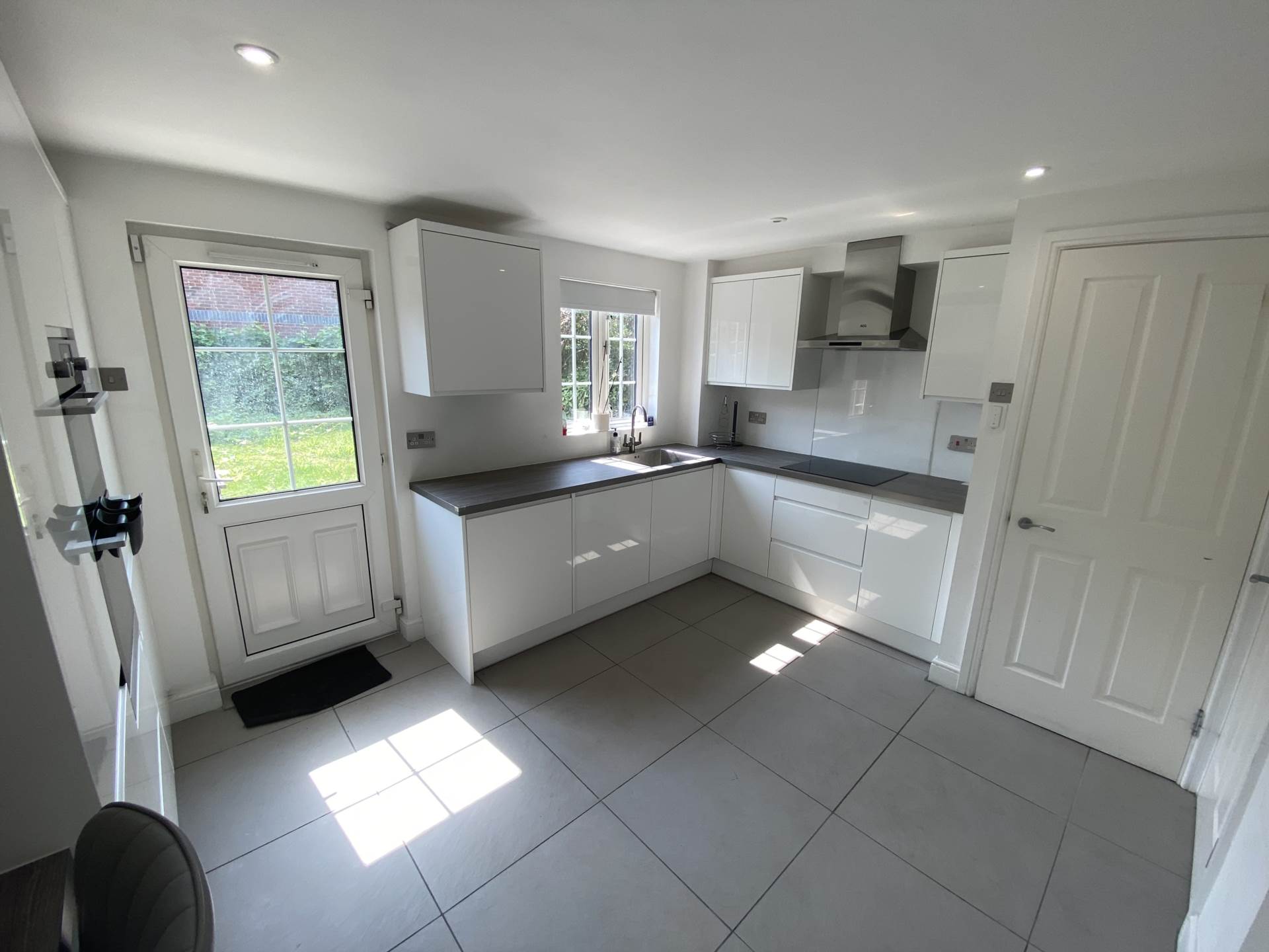 Robeson Way, Borehamwood, Image 5