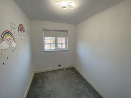 Robeson Way, Borehamwood, Image 9