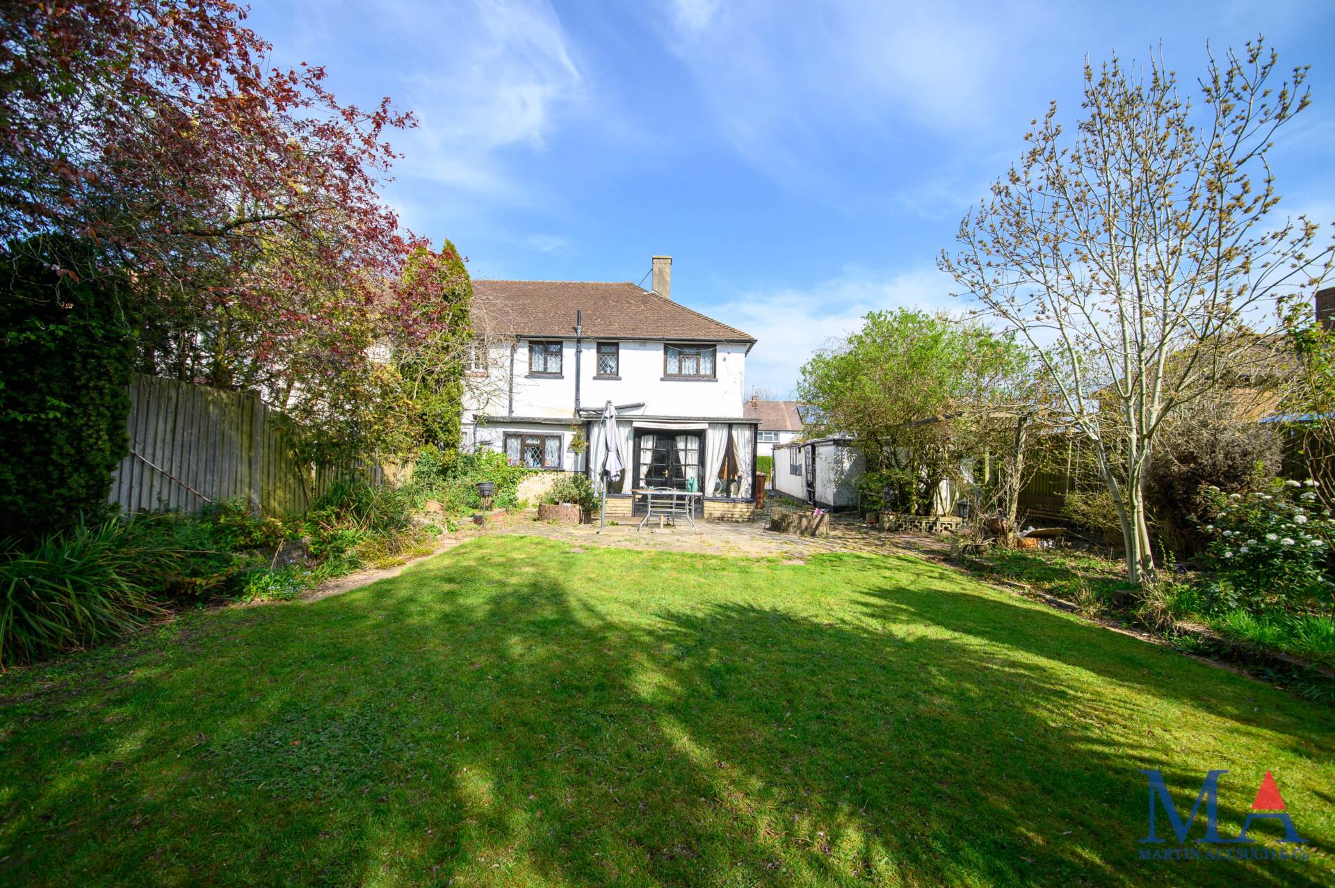 Buckingham Road, Borehamwood, Image 21