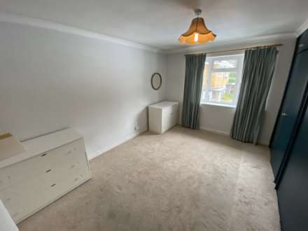 Fir Tree Court, Elstree, Image 8