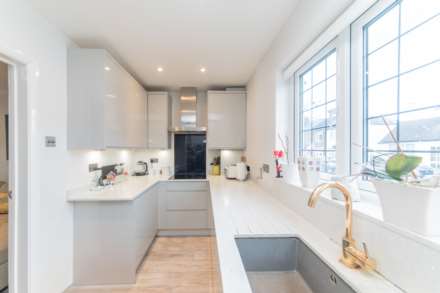 Windmill Street, Bushey Heath, Image 4