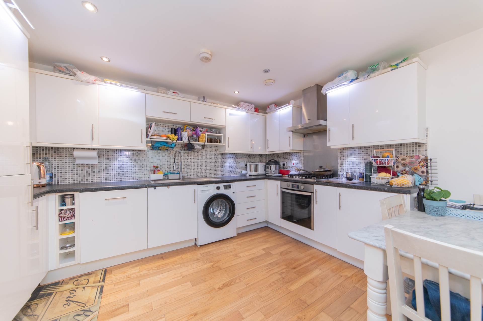 Todd Close, Borehamwood, Image 5