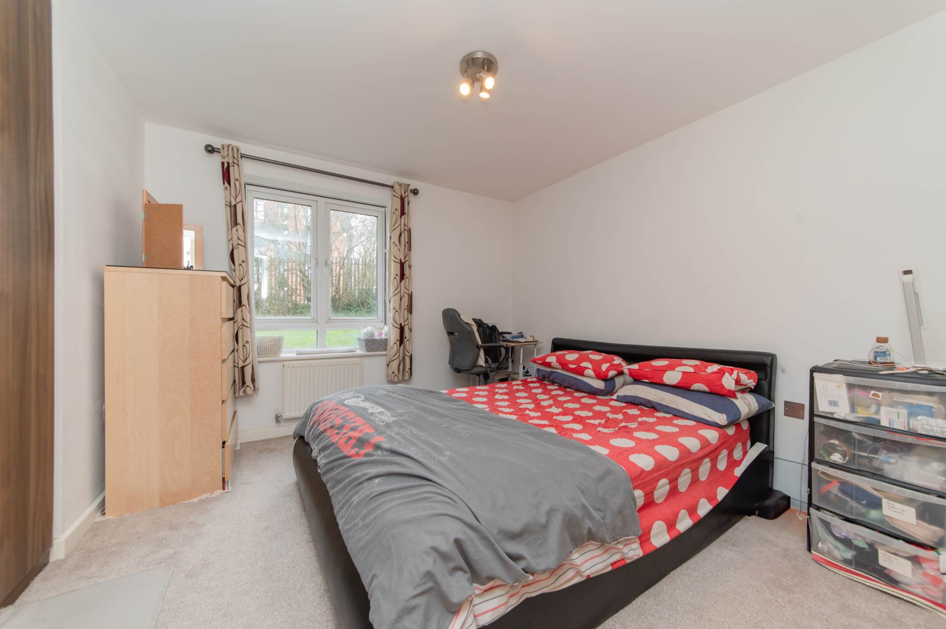 Todd Close, Borehamwood, Image 7
