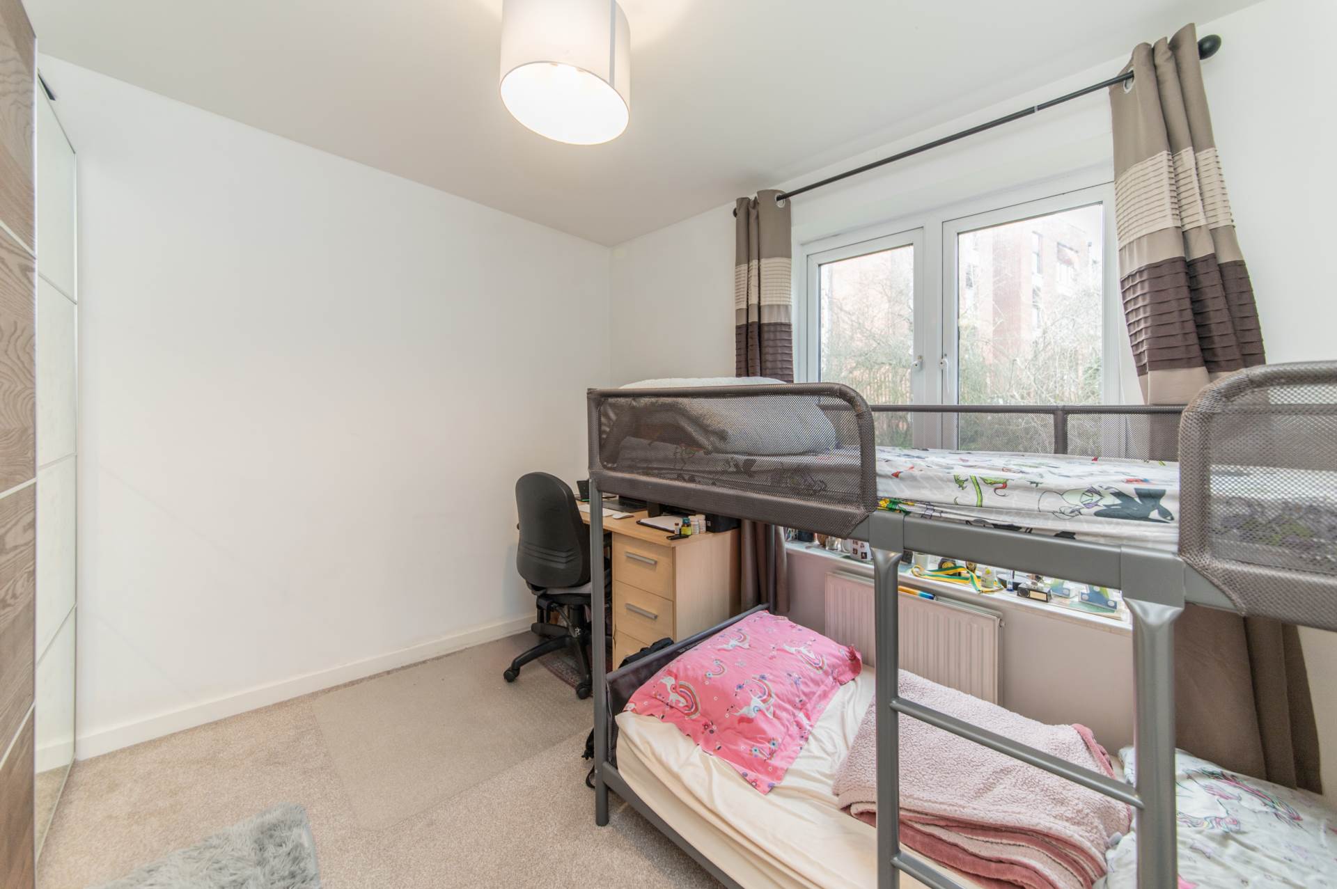 Todd Close, Borehamwood, Image 9