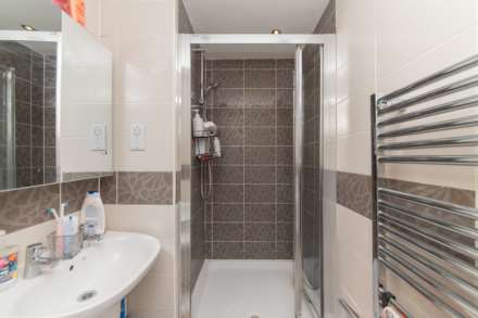 Todd Close, Borehamwood, Image 11