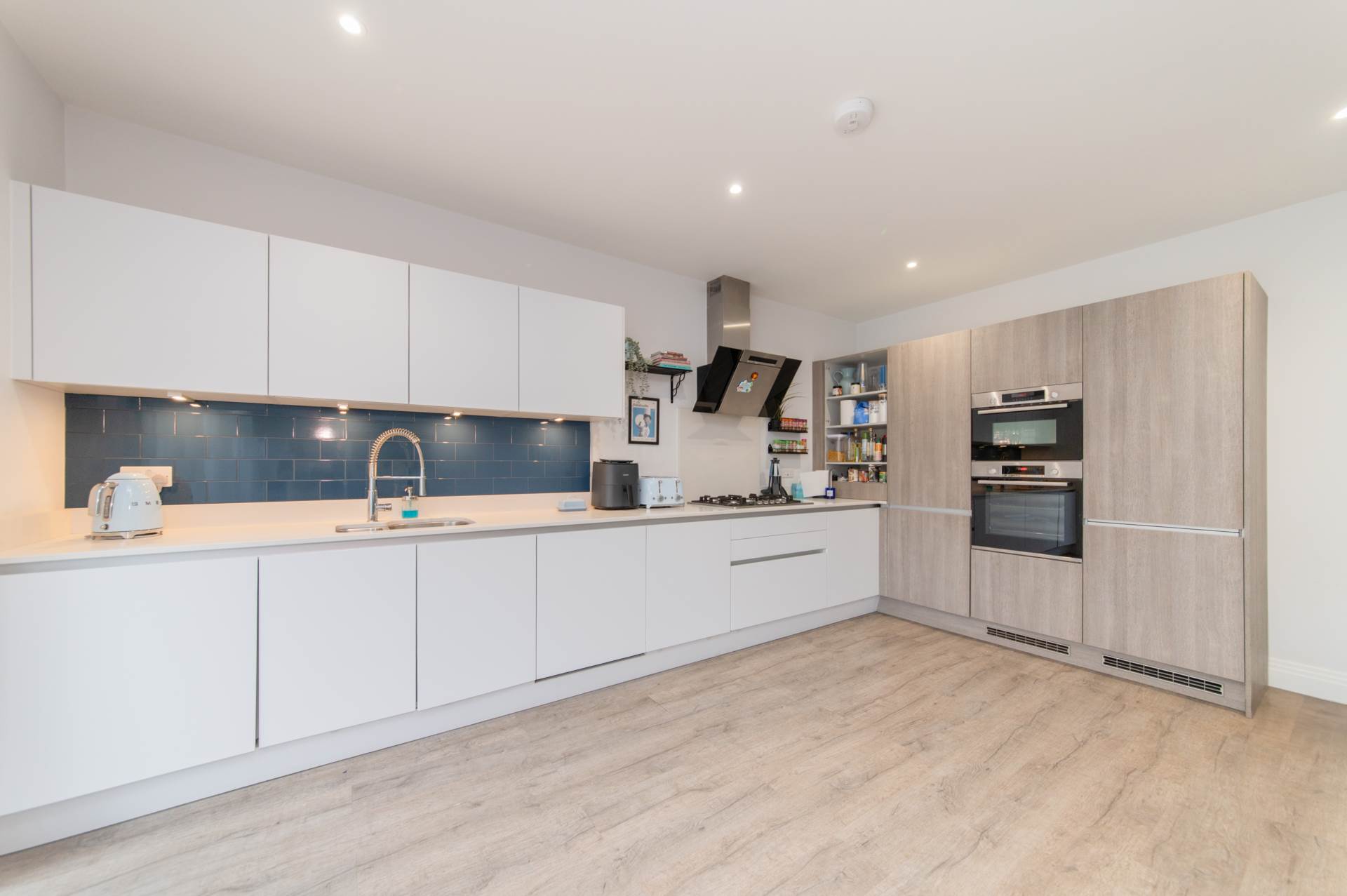 Shenley Road, Borehamwood, Image 5