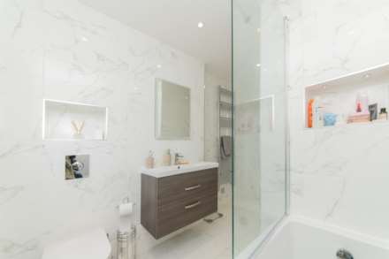 Shenley Road, Borehamwood, Image 13