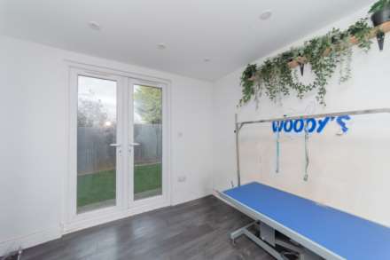 Shenley Road, Borehamwood, Image 19