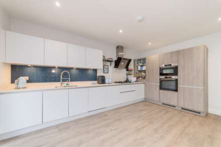 Shenley Road, Borehamwood, Image 5