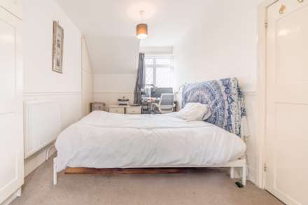 Elstree Hill North, Borehamwood, Image 10