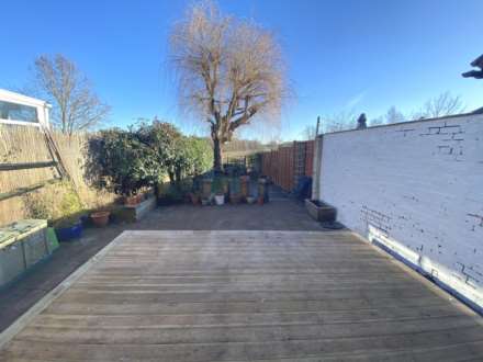 Elstree Hill North, Borehamwood, Image 14