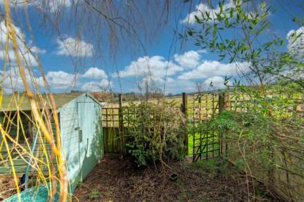 Elstree Hill North, Borehamwood, Image 15