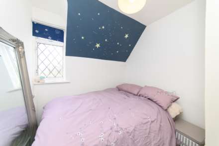Elstree Hill North, Borehamwood, Image 8