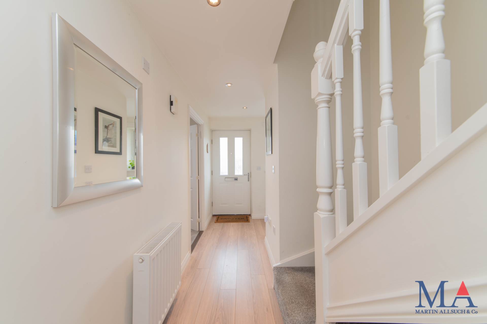 Coleridge Way, Borehamwood, Image 10
