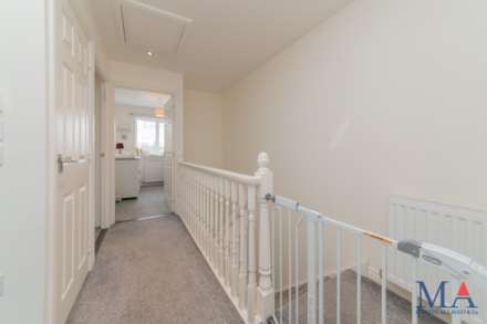 Coleridge Way, Borehamwood, Image 17