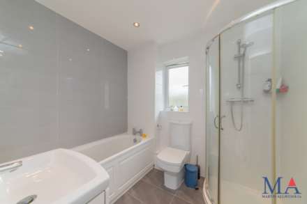 Coleridge Way, Borehamwood, Image 18