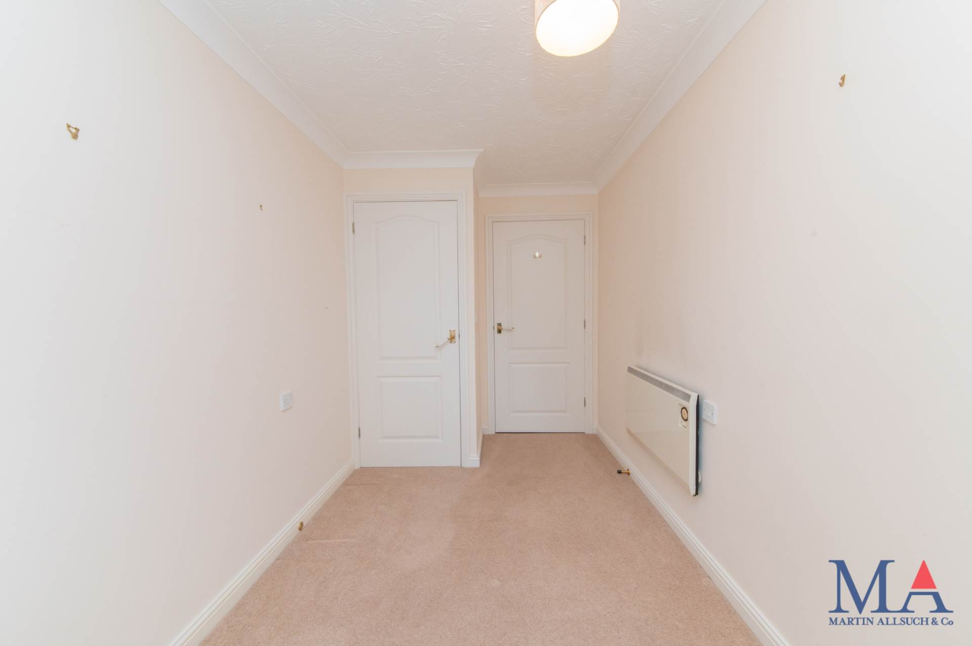 Slade Court, Radlett, WD7, Image 11