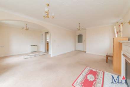 Slade Court, Radlett, WD7, Image 5